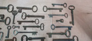 Set di chiavi antiche