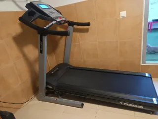 Cinta de correr Bladez fitness TR202i