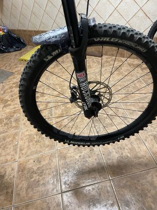 Bicicleta Enduro YT Capra 2017