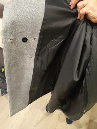 Abrigo gris doble botonadura
