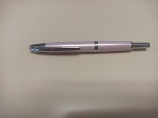 Pluma capless Jinhao Rosa