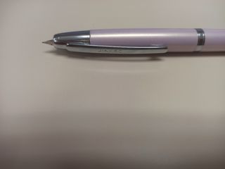 Pluma capless Jinhao Rosa
