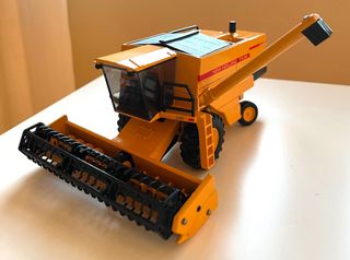 Cosechadora New Holland TX34 Joal