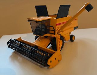 Cosechadora New Holland TX34 Joal