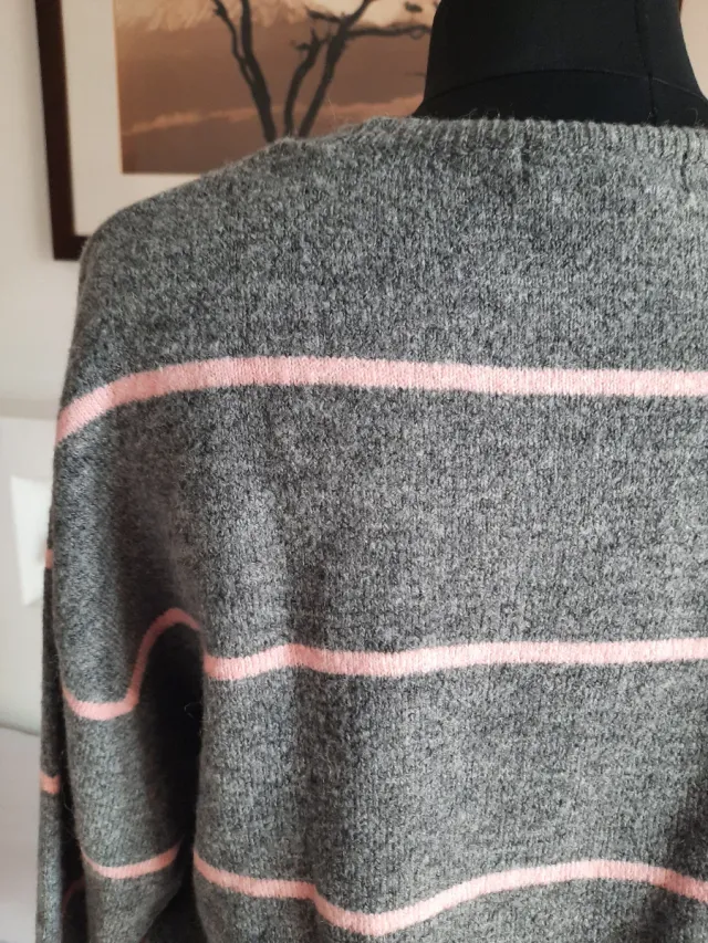 Jersey H&M rayas gris y rosa