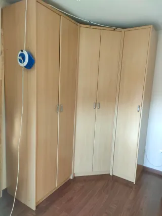 Armario rinconero madera