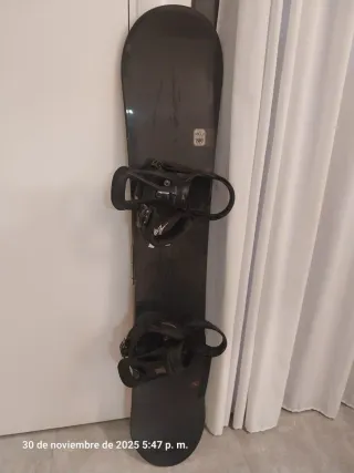 Tabla Snowboard K2 con Fijaciones Burton