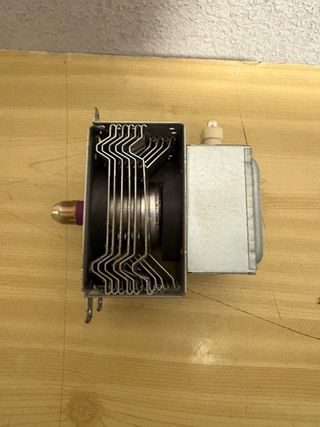 Magnetrón Microondas Samsung OM75P(31)