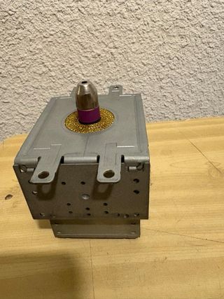 Magnetrón Microondas Samsung OM75P(31)