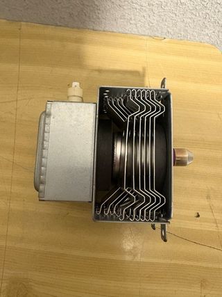 Magnetrón Microondas Samsung OM75P(31)