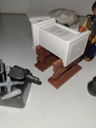 Lote 181. Tallador piedras playmobil