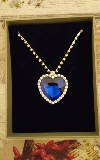Replica collana Titanic Heart of the Ocean