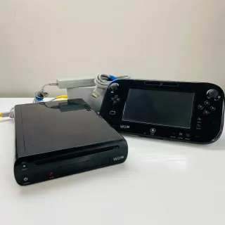Nintendo Wii U Console + Gamepad + Gioco