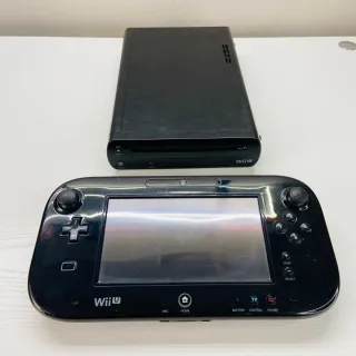 Nintendo Wii U Console + Gamepad + Gioco