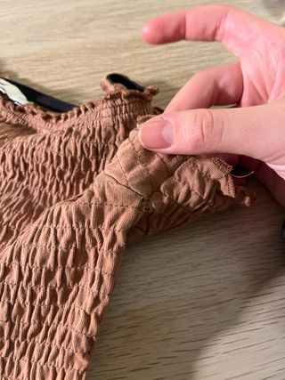 Top de Subdued marron