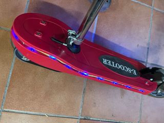 Patinete Eléctrico E-Scooter Rojo con luces