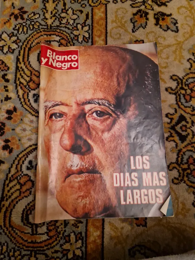 Revista vintage Franco Los días más largos