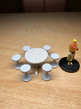 Lote Mesa y Taburetes D&D