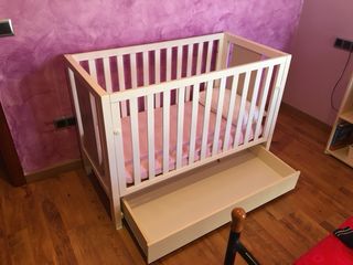 Cuna MICUNA blanca con detalles infantiles