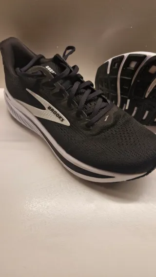 Zapatillas Brooks Ghost 17 Negras/Blancas talla 43