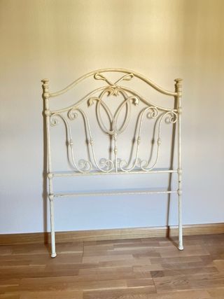 Cabecero de hierro macizo blanco