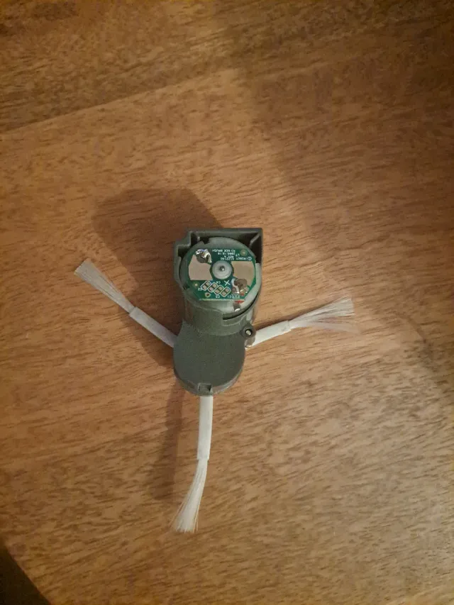 Motor escobilla iRobot Roomba 692