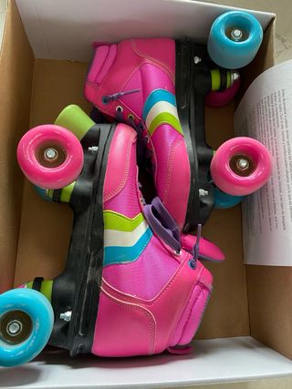 Patines de ruedas rosas talla 35-36