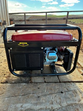 Generador Eléctrico LINEA HD 2500 KS