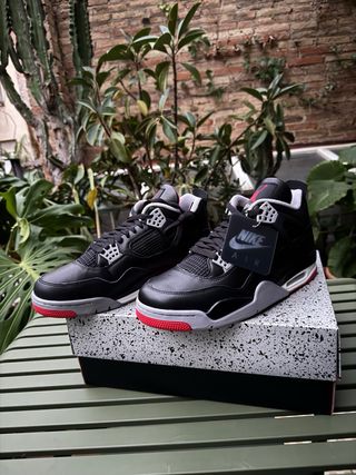 Jordan 4 Bred Reimagined FV5029 006 Talla 44.5