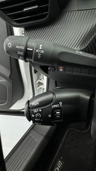 Peugeot 2008 Bluehdi 100Cv