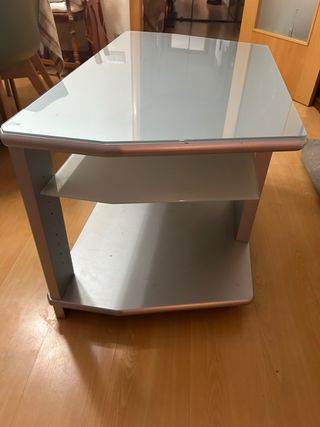 Mesa auxiliar metal y cristal