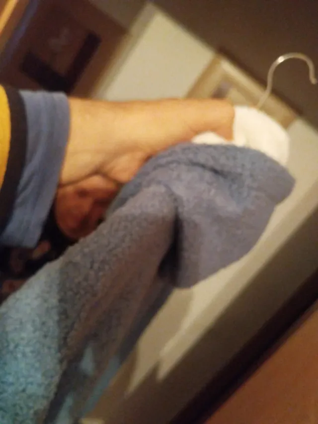 Chaqueta polar azul con cremallera