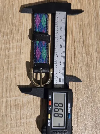 Correa de reloj con diseño de rombos