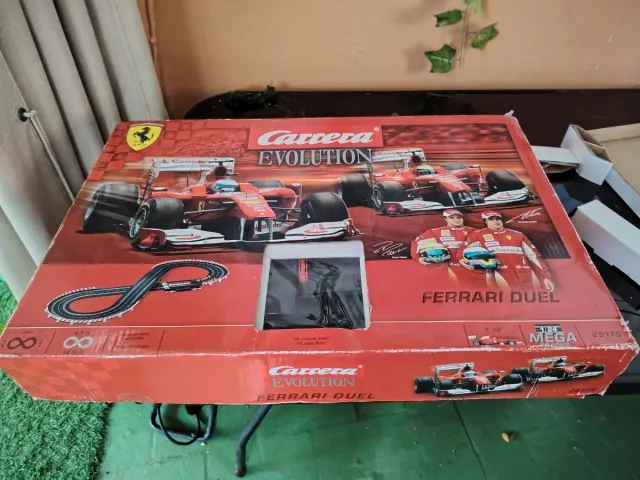 Maqueta carrera Evolution Scalextric