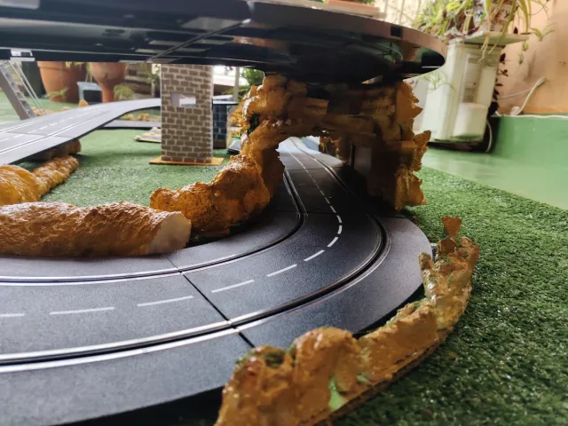 Maqueta carrera Evolution Scalextric