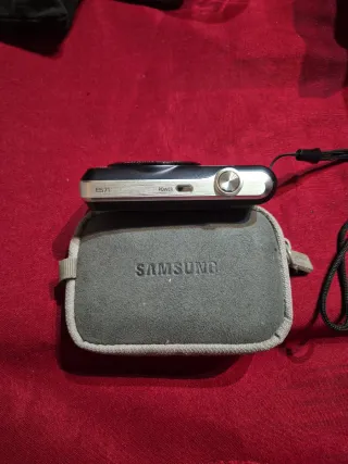 Cámara Samsung ES71 Negra