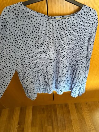 Blusa lunares manga larga