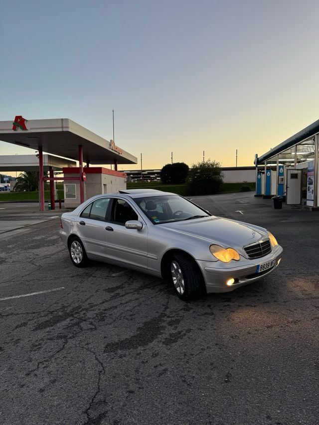 Mercedes-Benz C220cdi w203