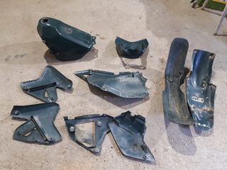 Depósito y plásticos Suzuki DRZ verdes