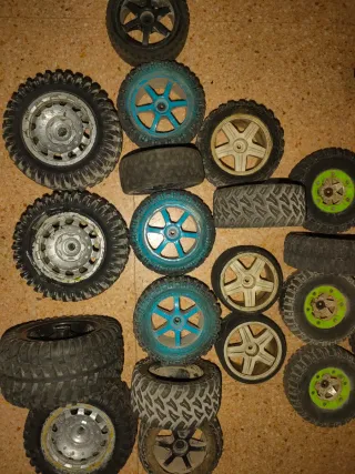 Llantas y neumáticos RC