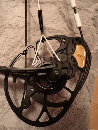 Arco Compuesto Mathews Title 38