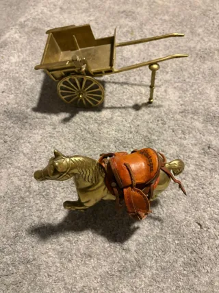 Caballo con Carro y Montura