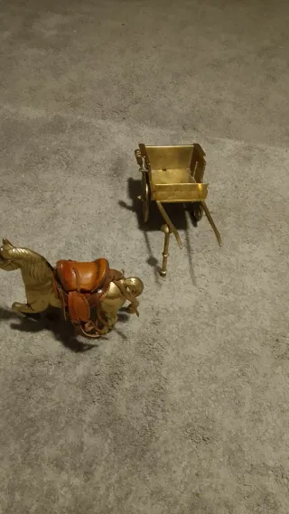 Caballo con Carro y Montura