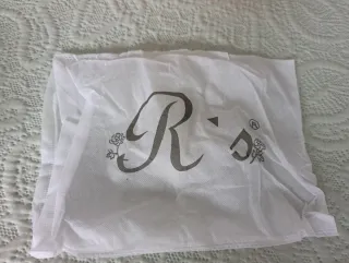 Sandalias de fiesta negras y doradas