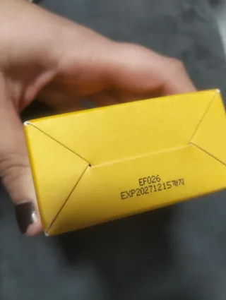 pore + dark spot brightening care sunscreen de cel