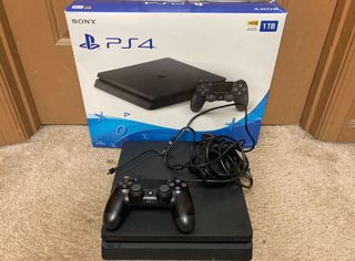 PS4 1TB con GARANTÍA CORTE INGLÉS 11/2027