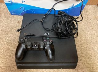 PS4 1TB con GARANTÍA CORTE INGLÉS 11/2027