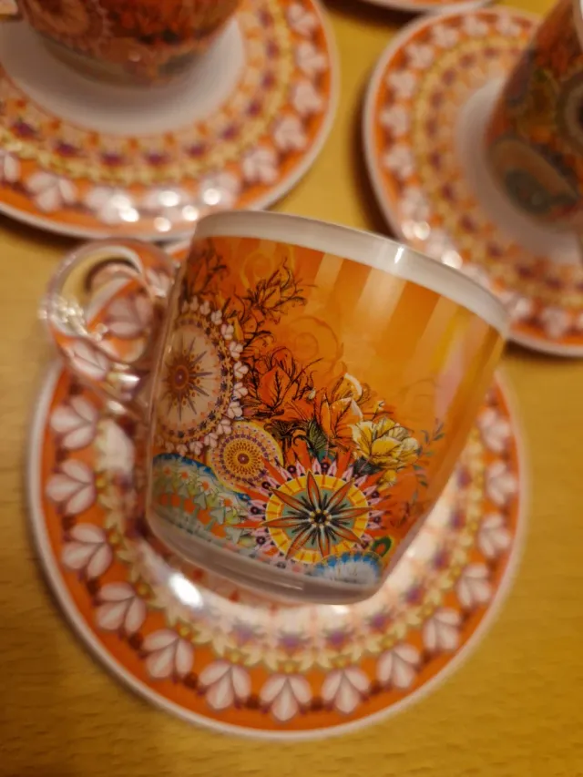 Set 6 Tazzine Caffè Multicolor in melanina