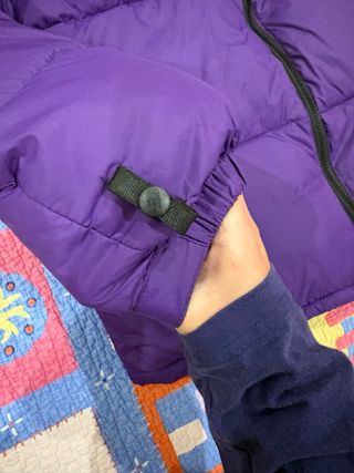 Cazadora The North Face Morada y Negra