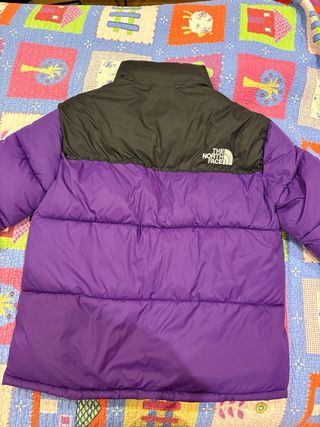 Cazadora The North Face Morada y Negra